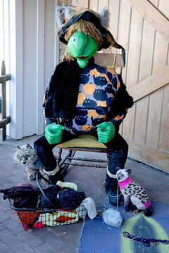 Gardner Village Witches - witch knitting  