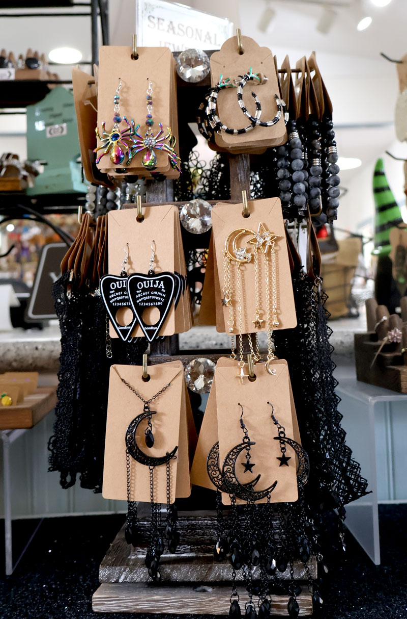 unique halloween earrings